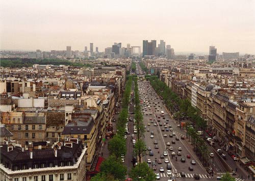 View west from the Arc de Triomphe, showing the La Defense
businessy area in the distance